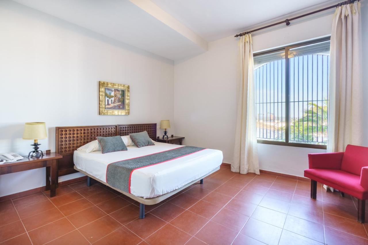 Venta Del Alto Hotel Las Cumbres By Vivere Stays 엘카로보 외부 사진