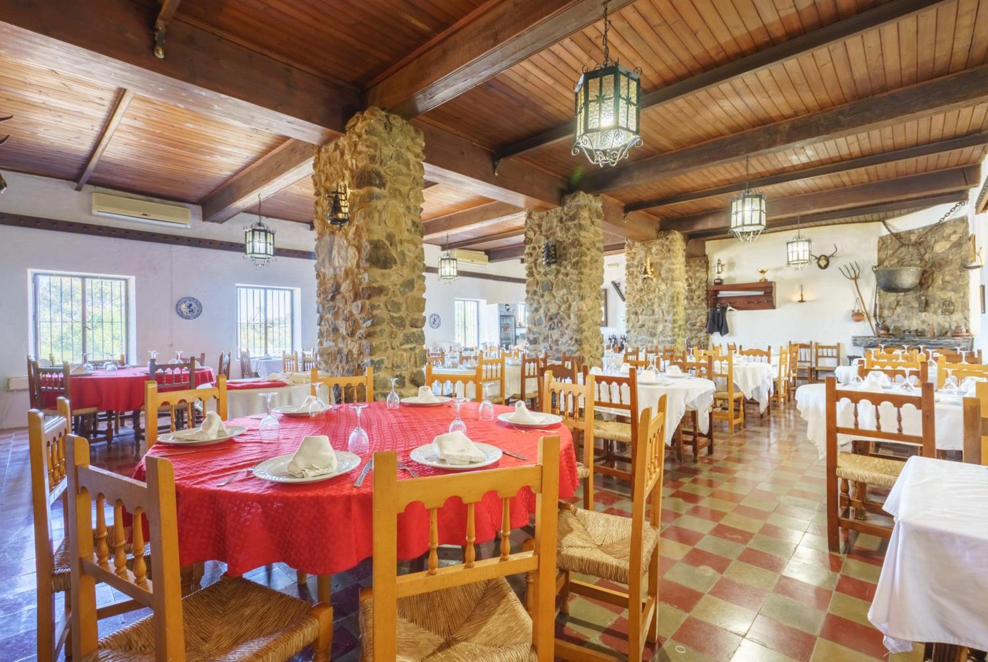 Venta Del Alto Hotel Las Cumbres By Vivere Stays 엘카로보 외부 사진